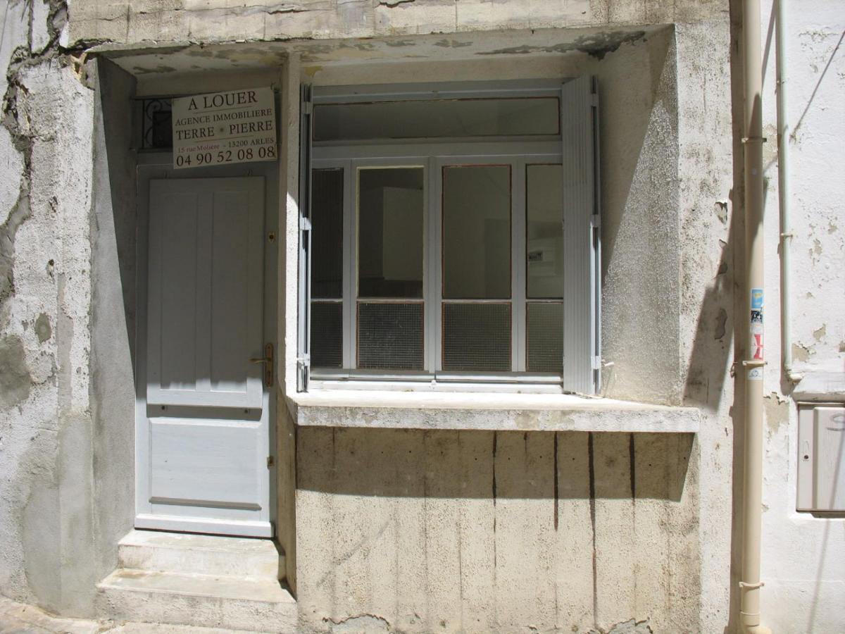 Appartement Cueva à Arles Extérieur photo